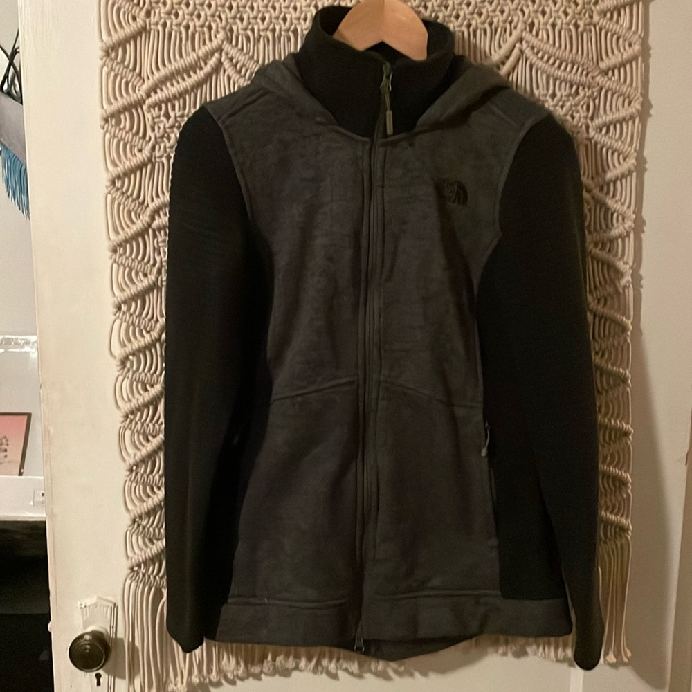 The North Face women’s zip up hoodie, size small